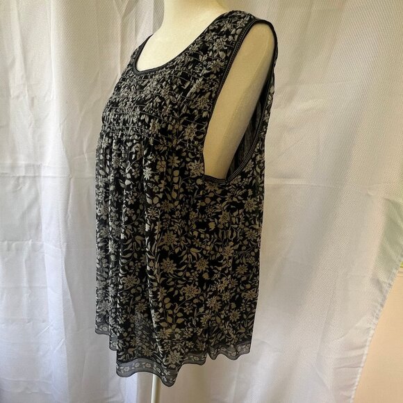 Max Studio Women's Blouse - Picture 3 of 10